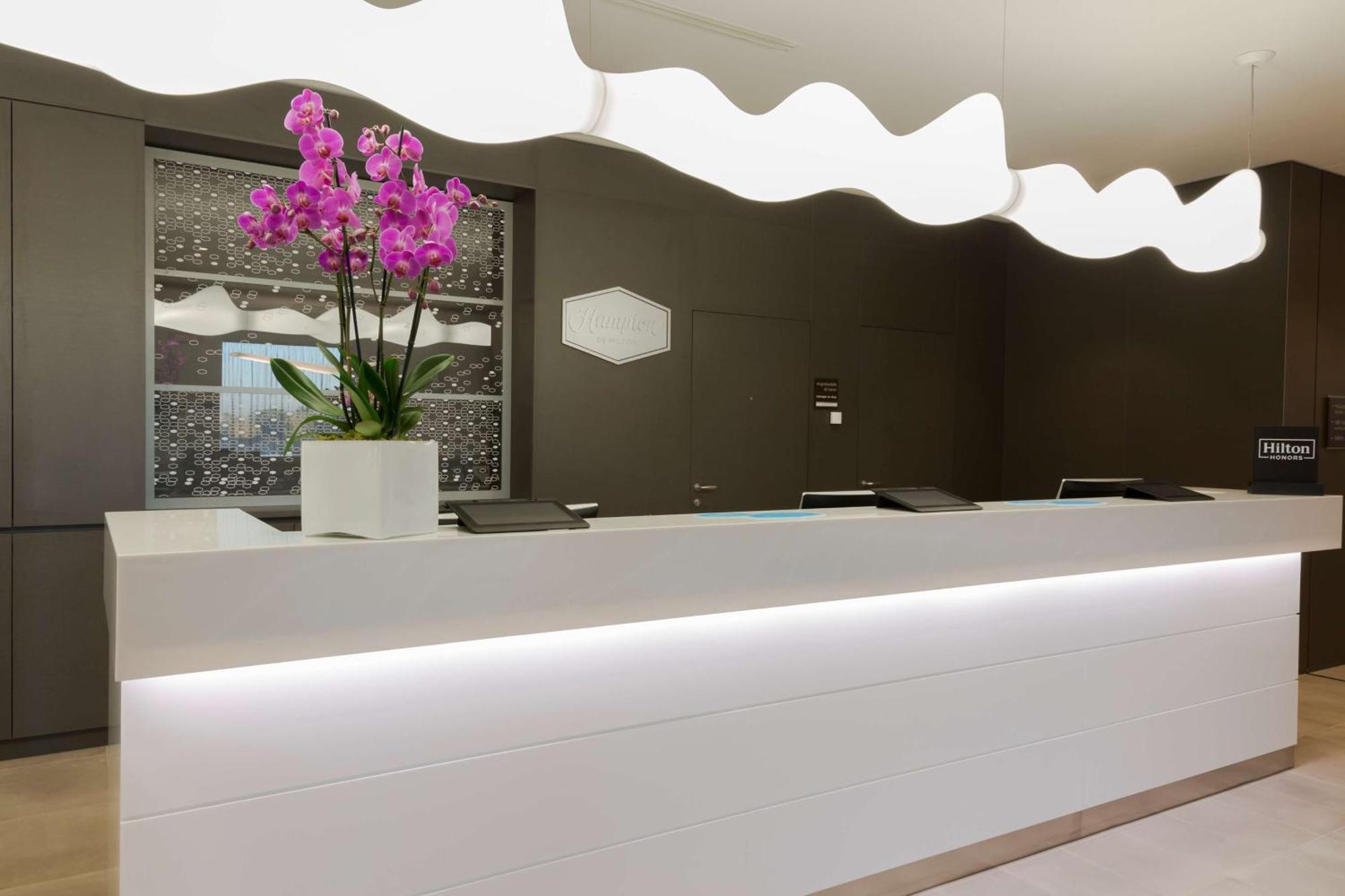 Hampton By Hilton Rome East Otel Dış mekan fotoğraf